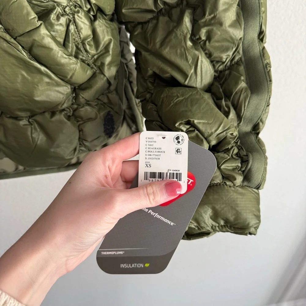 Free people Pippa Scrunchy Glossy Packable Puffer Jacket sea grass green - Picture 7 of 7